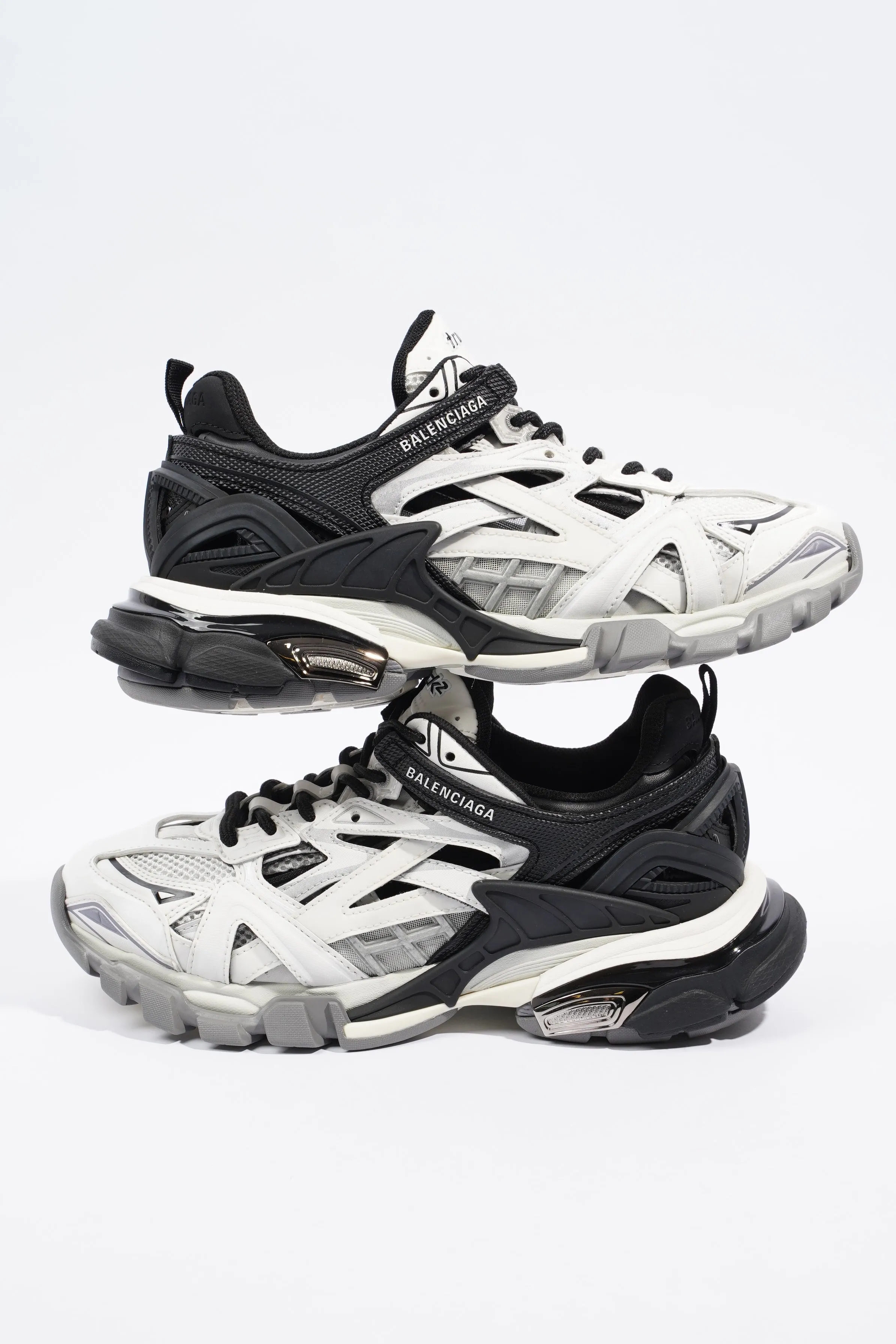 Balenciaga Track2 White / Black Canvas EU 38 UK 5