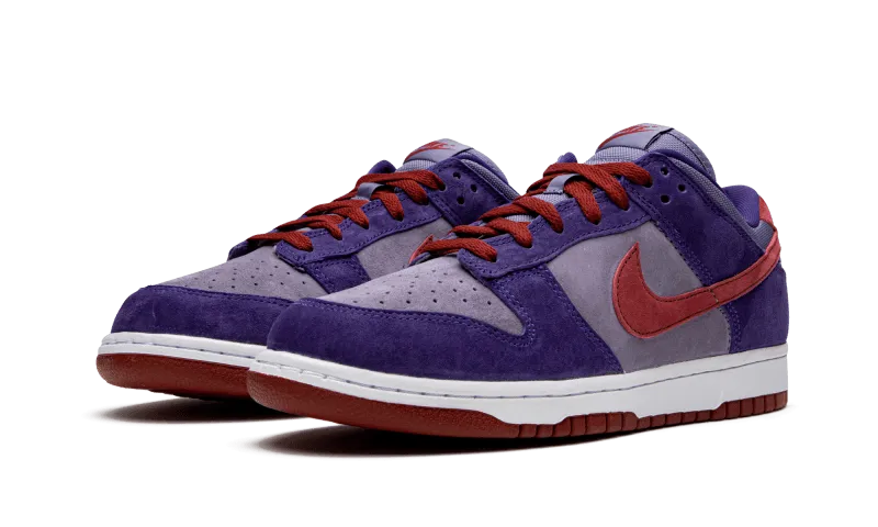 Dunk Low Plum