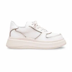 White Casual Sneaker AT7367